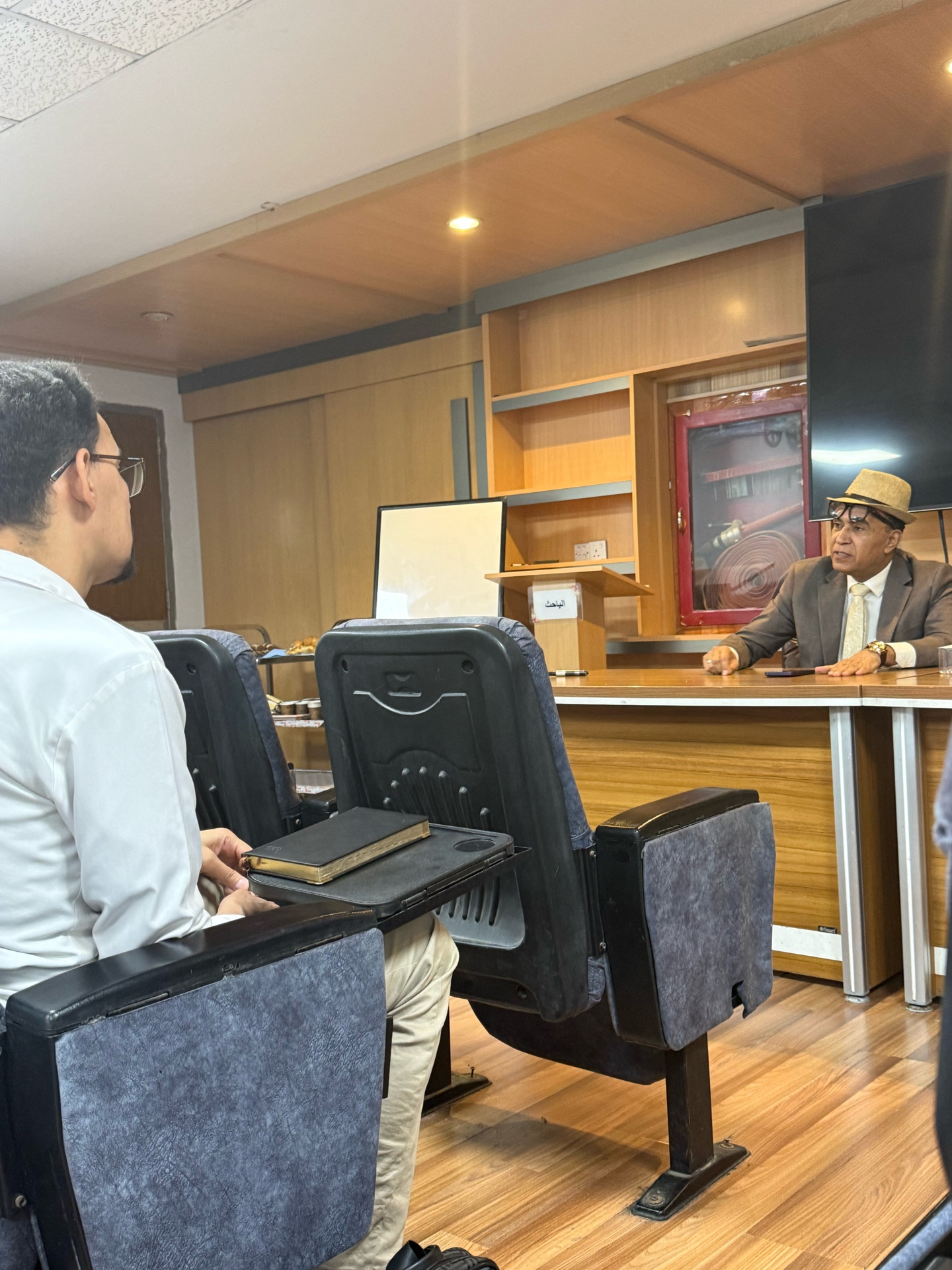 Prof. Hasan Alfarhan, President of the Iraqi Council for Cardiology, attending the Baghdad Teaching Hospital cardiac genetics teaching session. Photograph supplied by Iraq Cardiology Community.